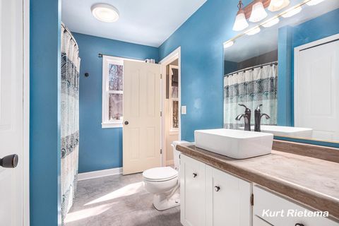 A home in HeathTownship_Allegan