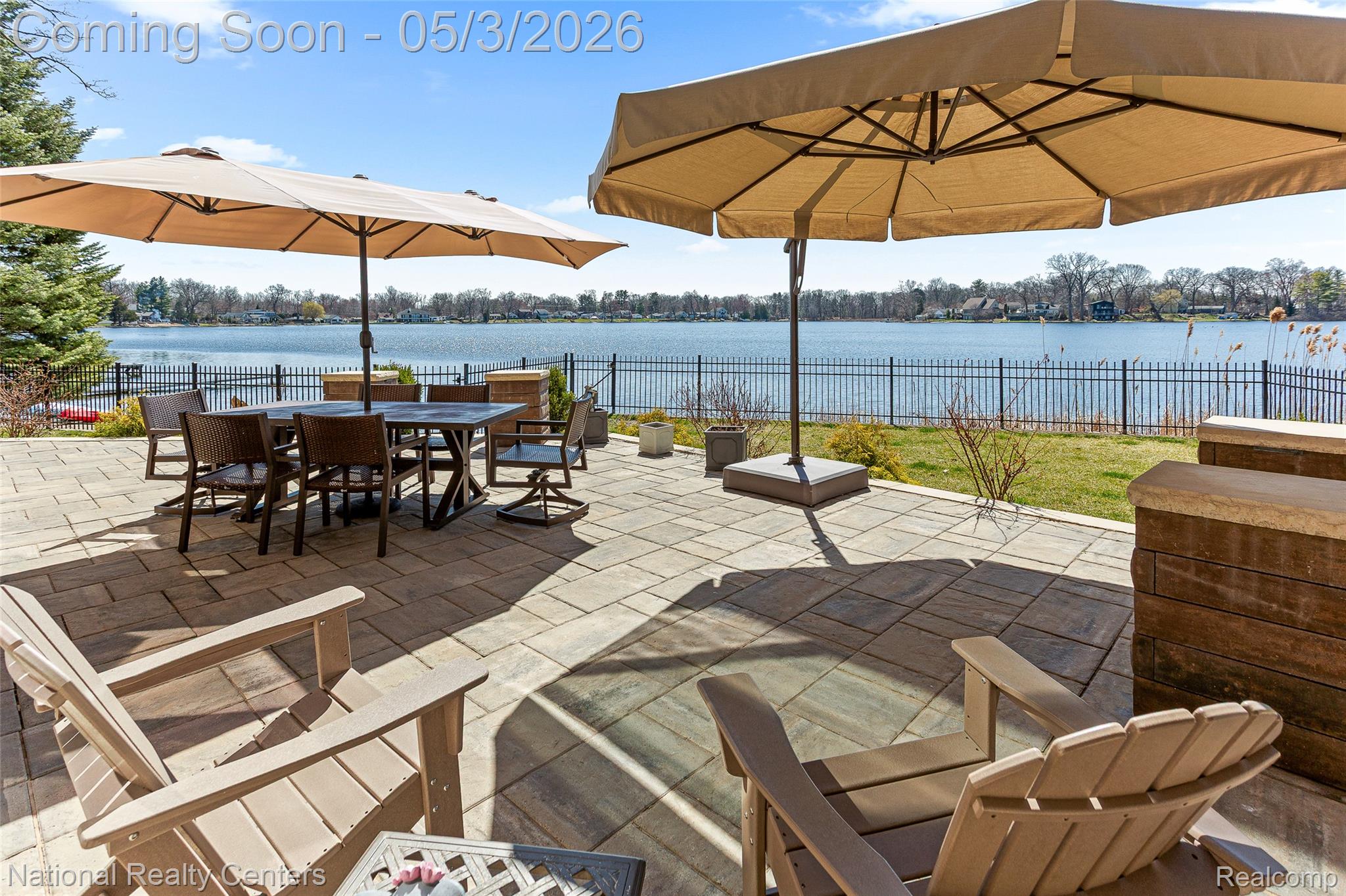 1100 Clearwater Boulevard