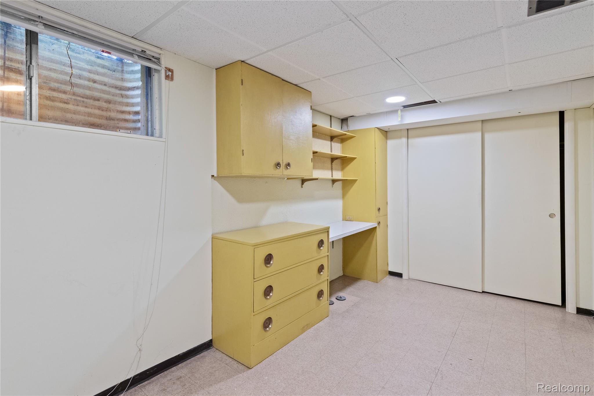 Detroit City, Michigan 48207, United States, 2 Bedrooms Bedrooms, ,2 BathroomsBathrooms,Residential,Active,201763