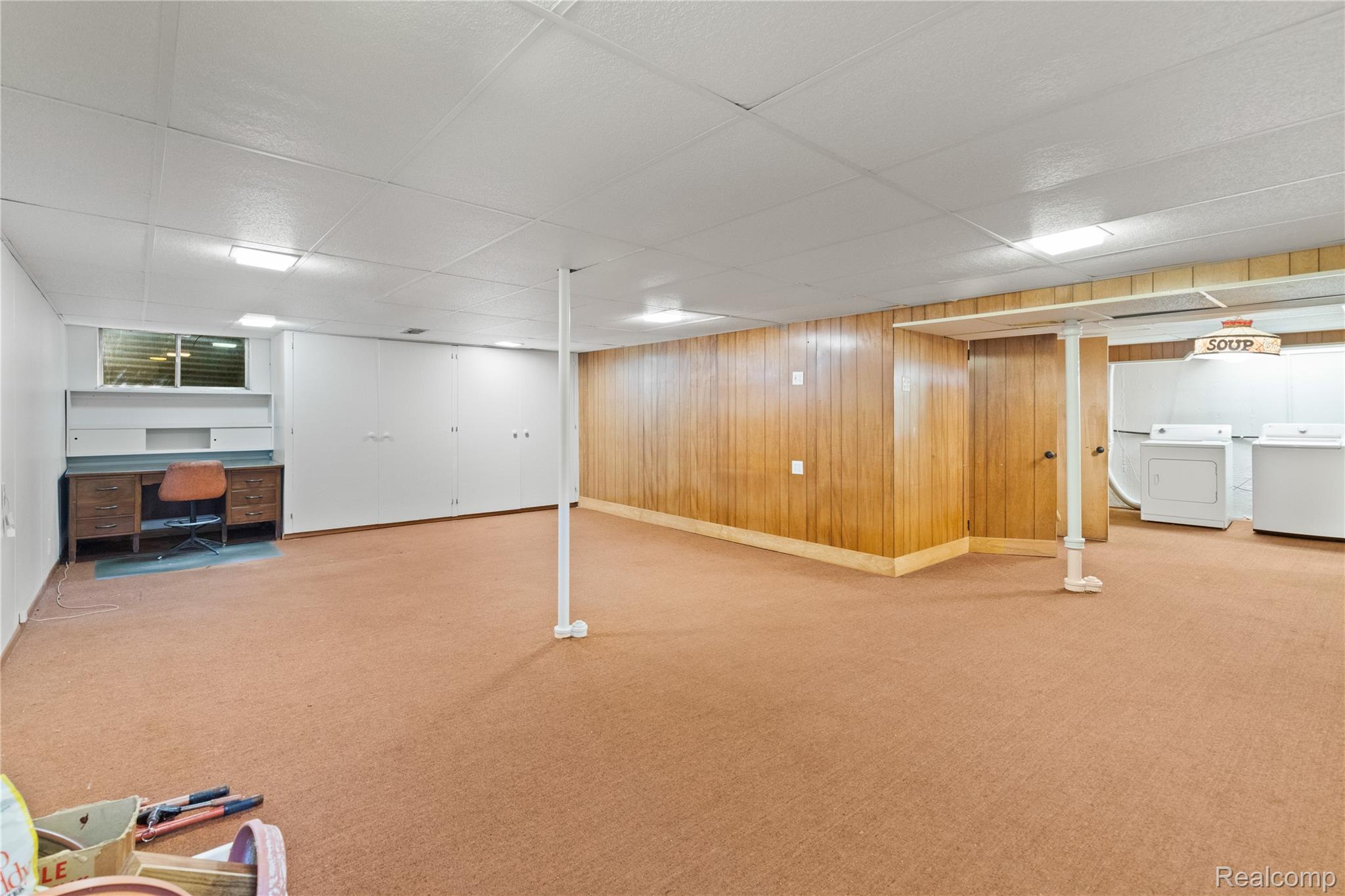 Detroit City, Michigan 48207, United States, 2 Bedrooms Bedrooms, ,2 BathroomsBathrooms,Residential,Active,201763