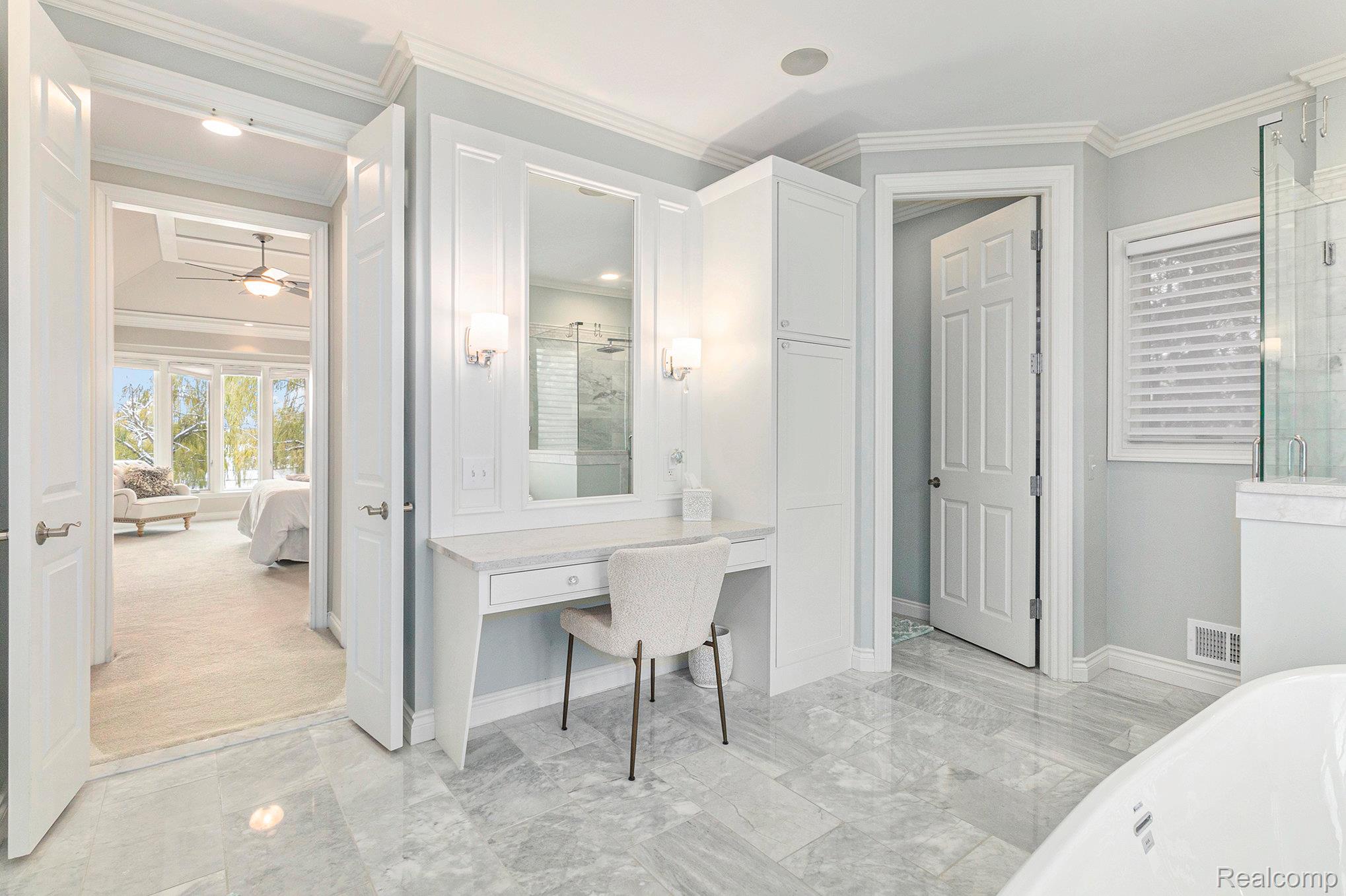 Clarkston, Michigan 48348, United States, 4 Bedrooms Bedrooms, ,5 BathroomsBathrooms,Residential,Coming Soon,242832