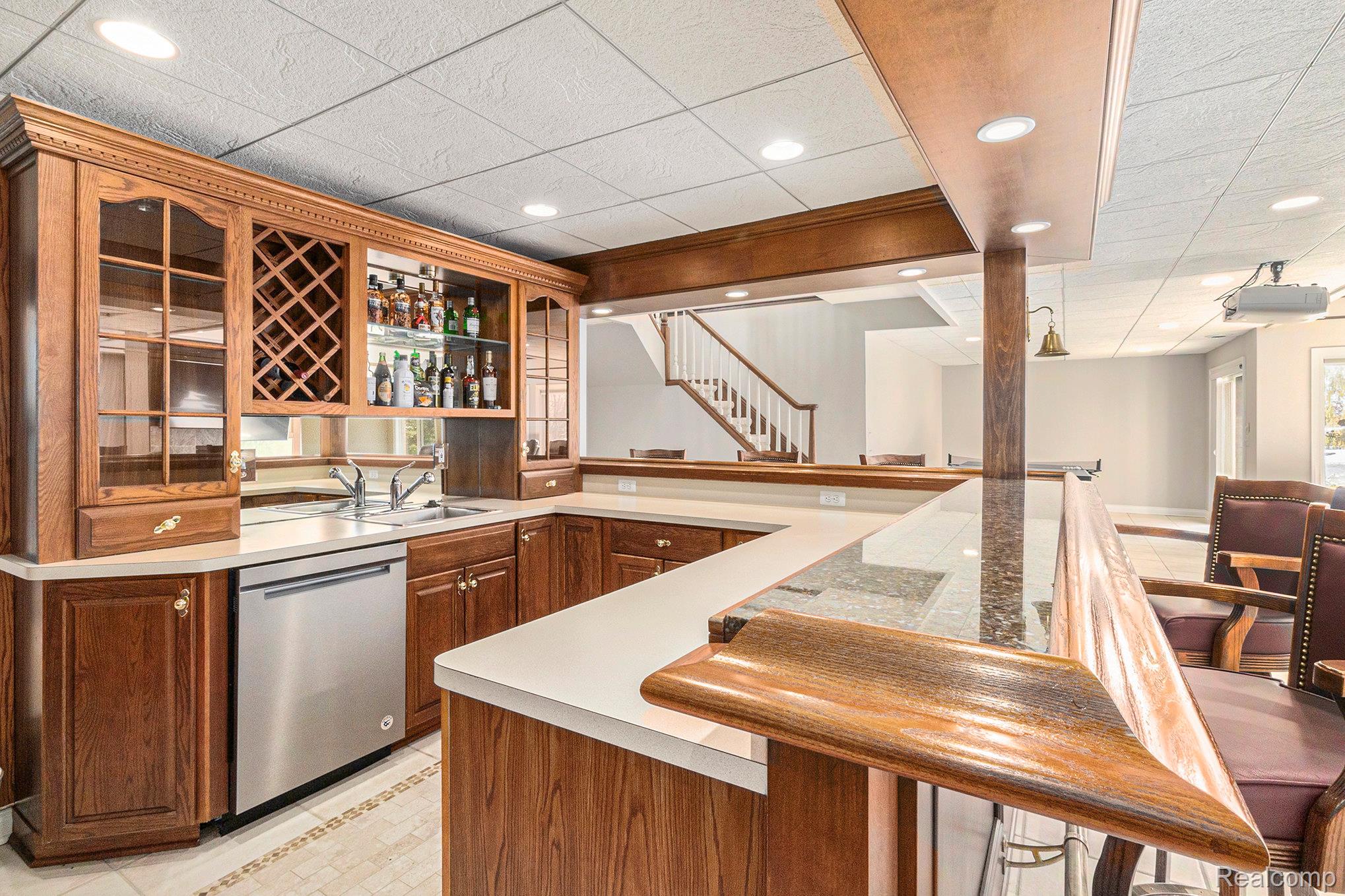 Clarkston, Michigan 48348, United States, 4 Bedrooms Bedrooms, ,5 BathroomsBathrooms,Residential,Coming Soon,242832