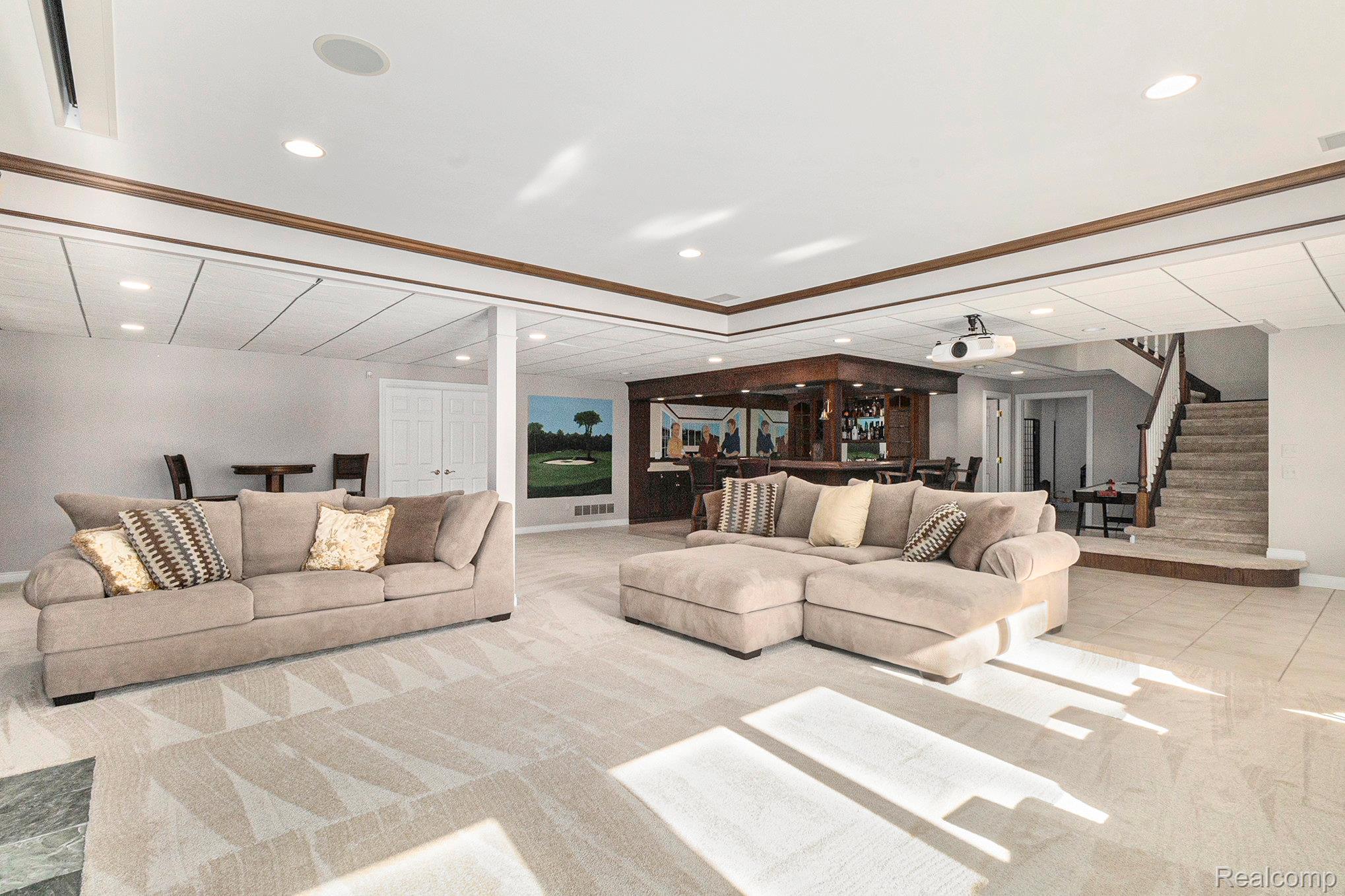 Clarkston, Michigan 48348, United States, 4 Bedrooms Bedrooms, ,5 BathroomsBathrooms,Residential,Coming Soon,242832