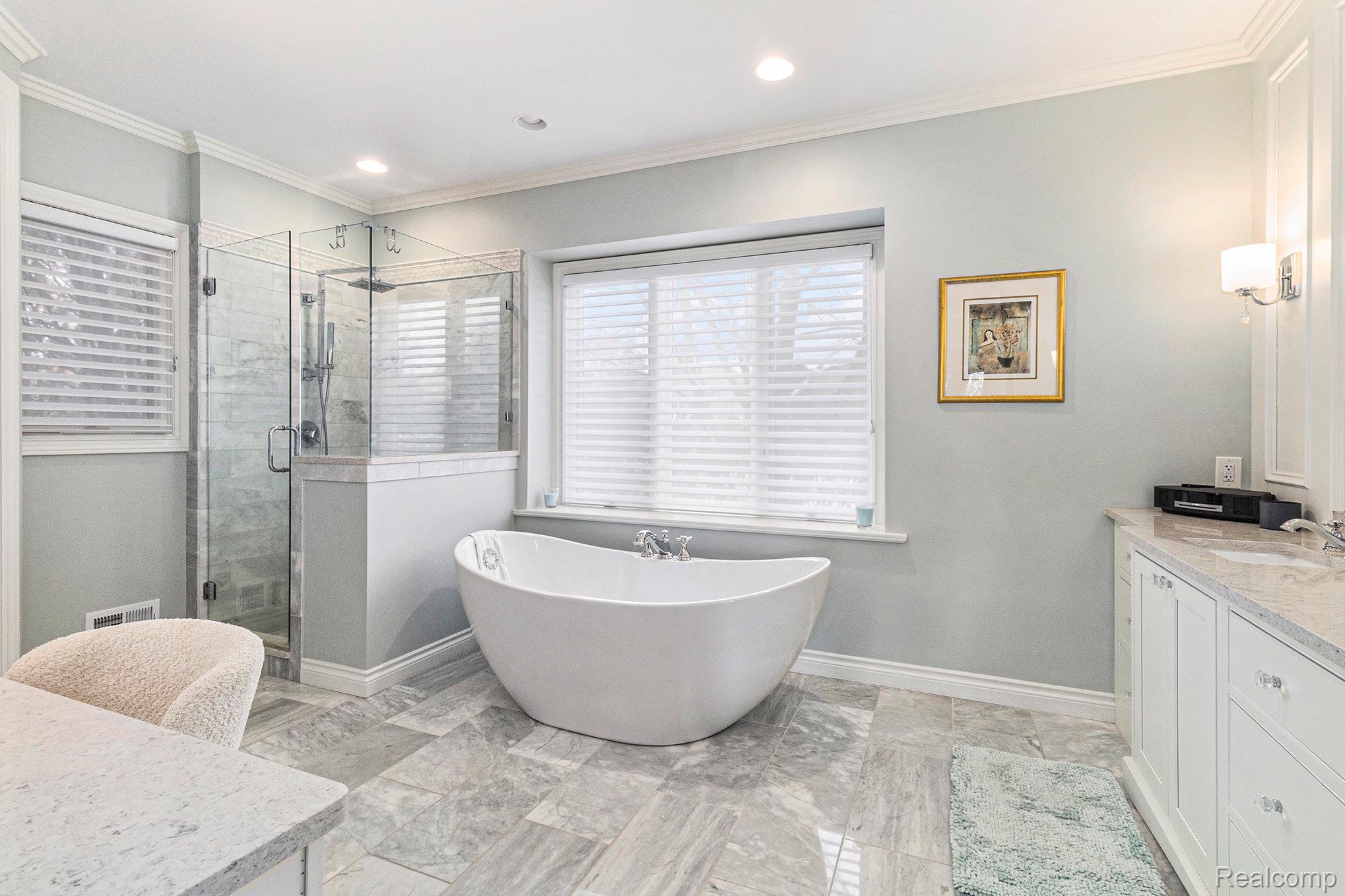 Clarkston, Michigan 48348, United States, 4 Bedrooms Bedrooms, ,5 BathroomsBathrooms,Residential,Coming Soon,242832