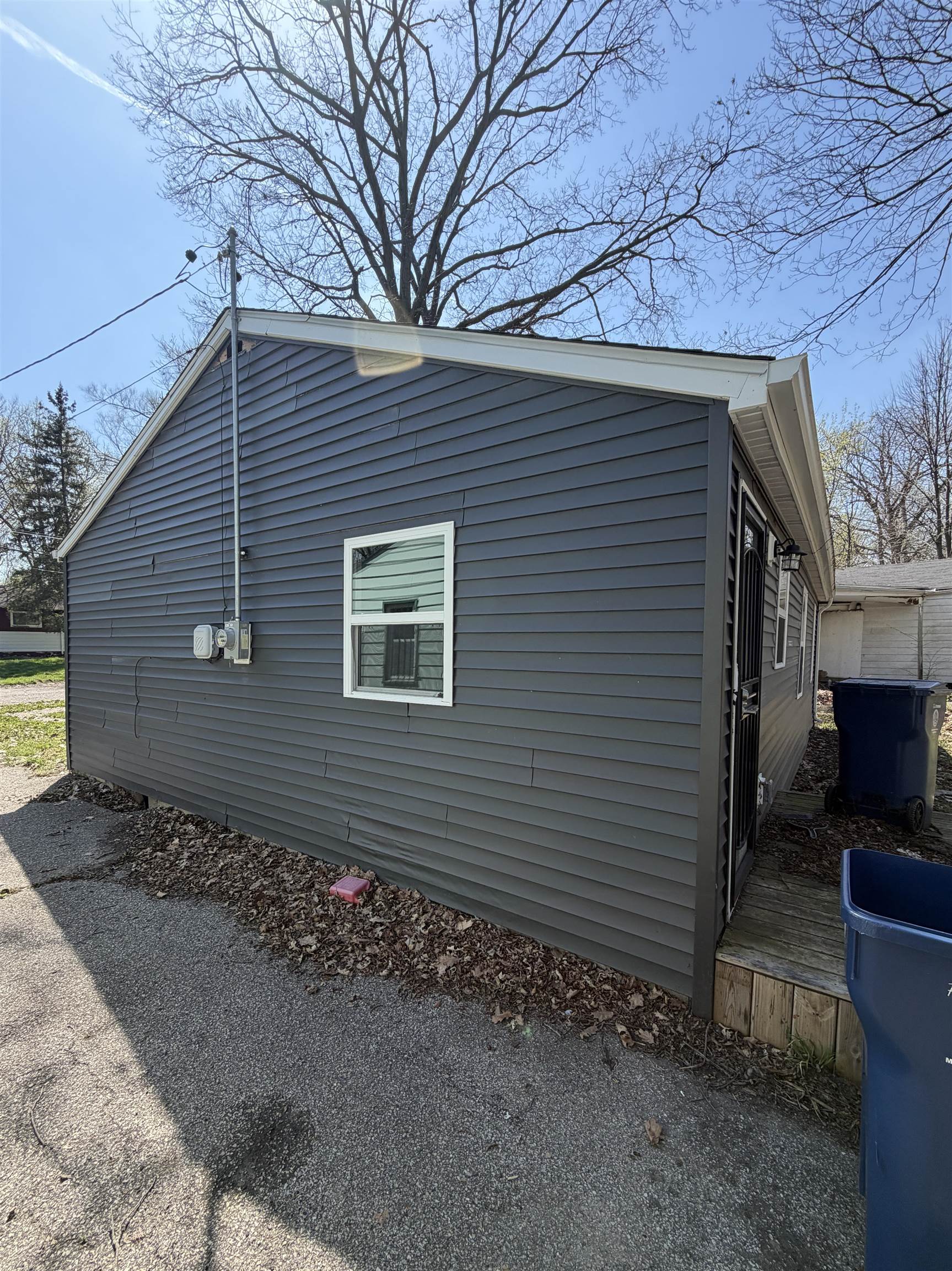 412 W Gracelawn Avenue
