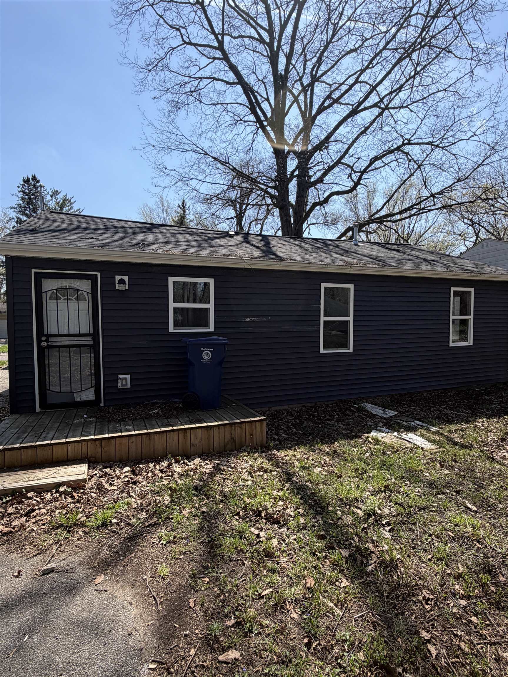 412 W Gracelawn Avenue