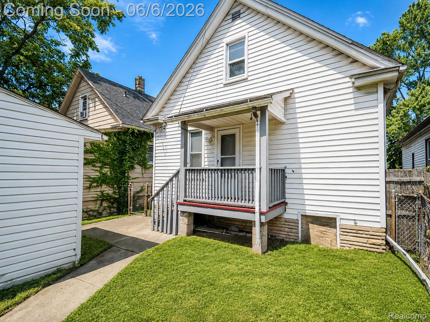 207 Richter Street
