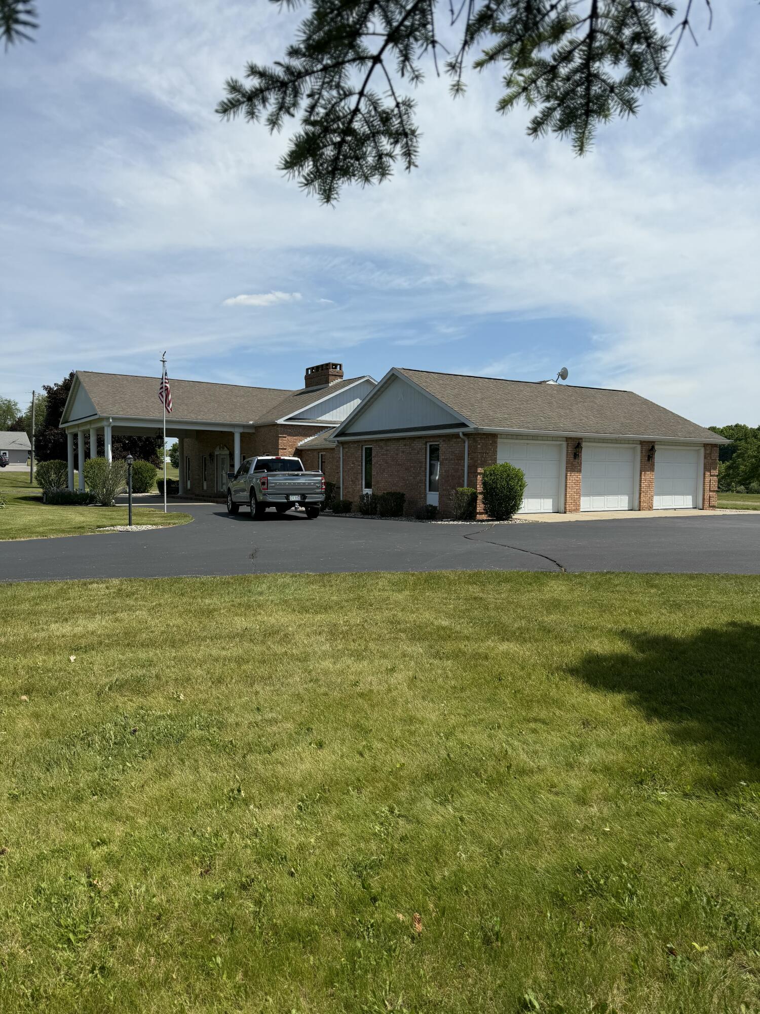 1111 N Lake Pleasant Road 08