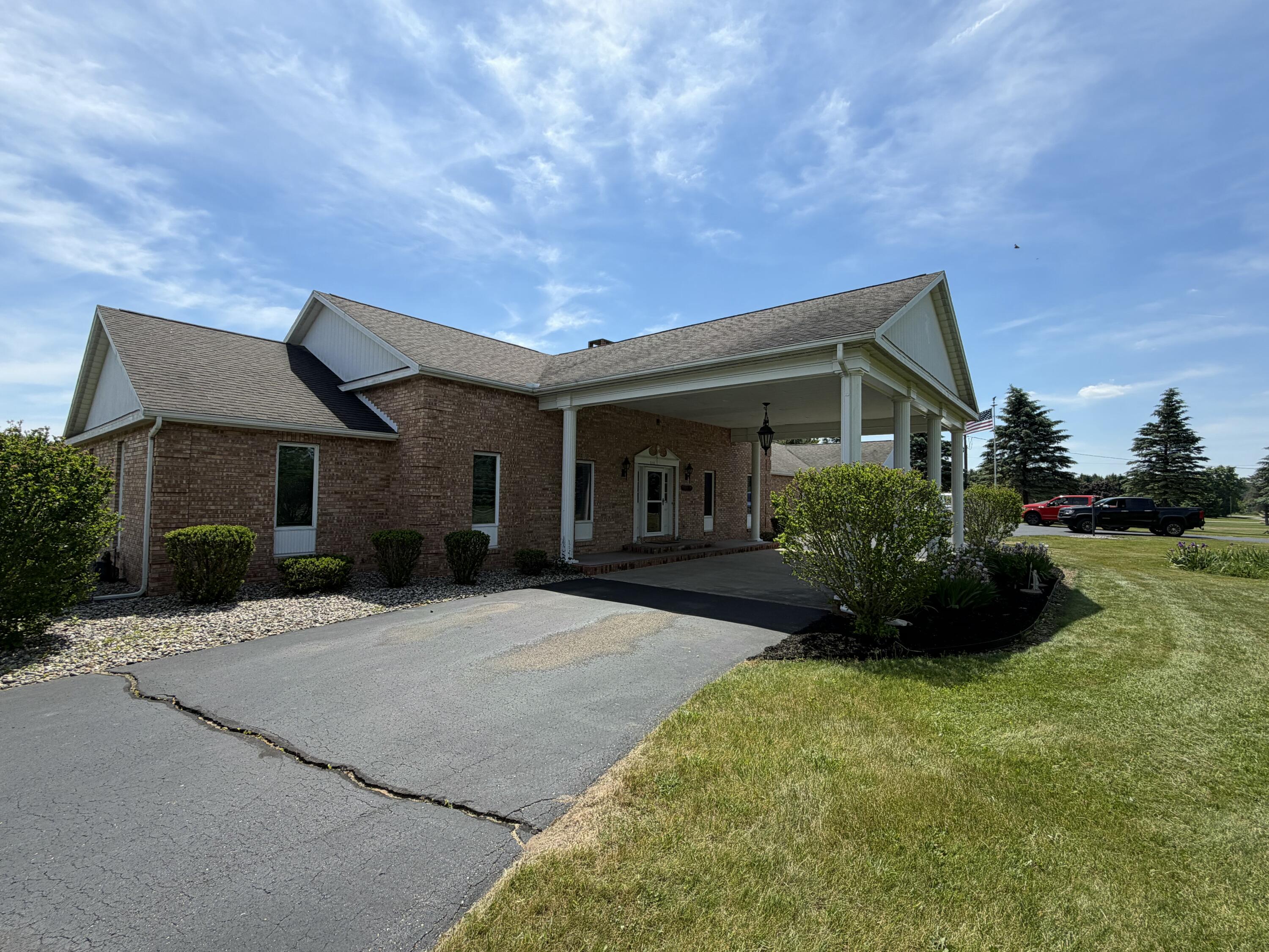 1111 N Lake Pleasant Road 08