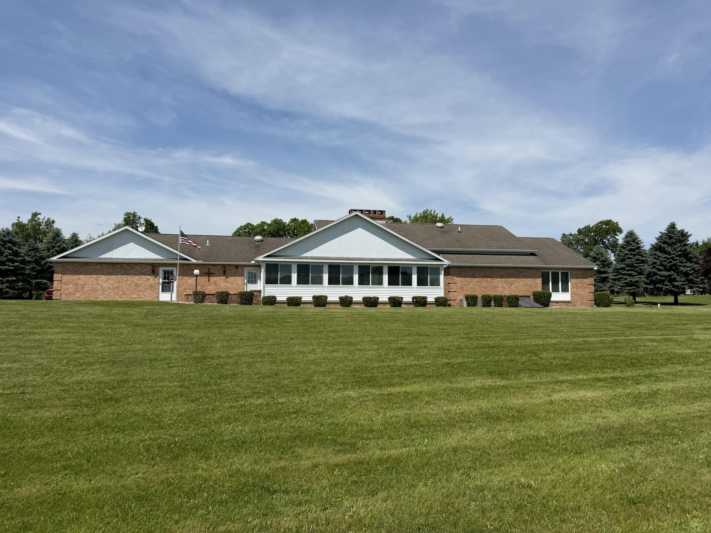 1111 N Lake Pleasant Road 08
