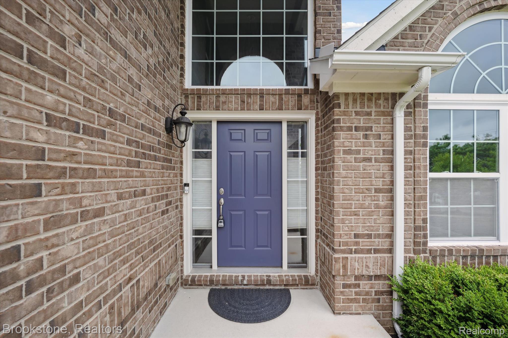 7422 S Village Drive