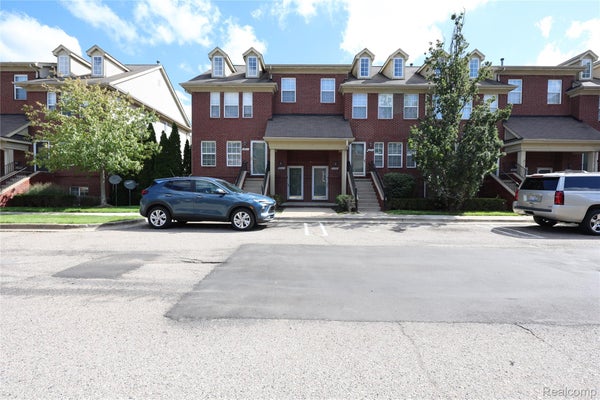23312 CORNERSTONE VILLAGE DR, SOUTHFIELD, MI 48075 - Image 2bbbd1fb0095b11a0726de4ff2185283/312349357