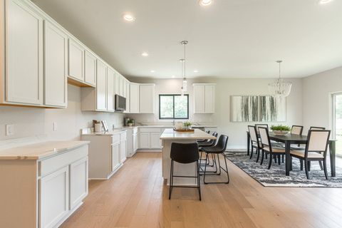 A home in WixomCity_Oakland