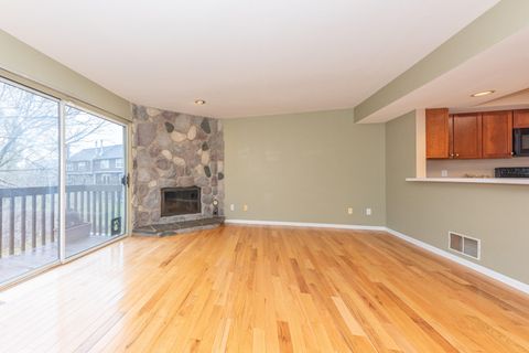 Tiny photo for 278 Lyn Anne Court #27, Ann Arbor, MI 48103 (MLS # 81026010122)