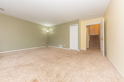 Tiny photo for 278 Lyn Anne Court #27, Ann Arbor, MI 48103 (MLS # 81026010122)