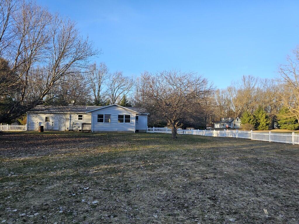 24271 Thousand Oaks Drive