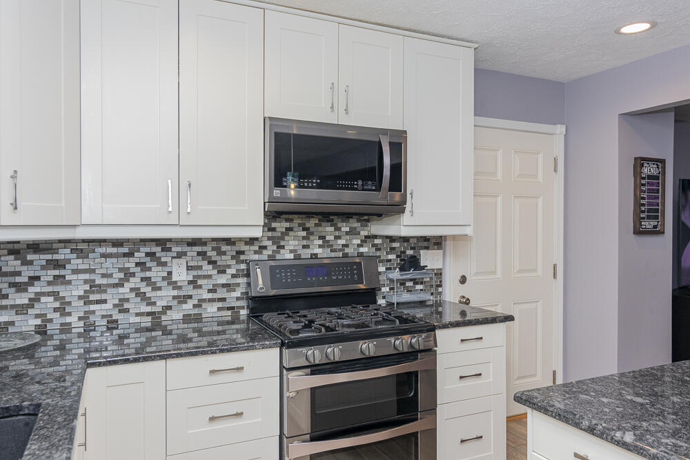 24271 Thousand Oaks Drive