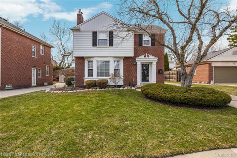 Photo of 2121 Bonnieview Drive, Royal Oak City, MI 48073 (MLS # 20261016213)