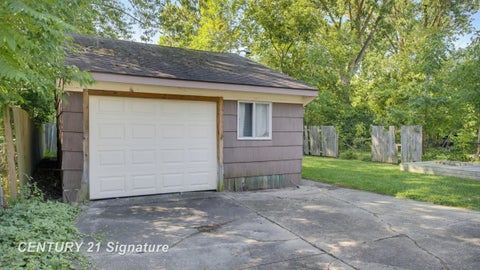 Tiny photo for 3303 W Lyndon Avenue, Mt Morris City, MI 48504 (MLS # 5050220220)
