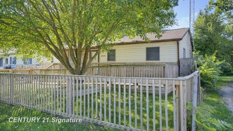 Tiny photo for 3303 W Lyndon Avenue, Mt Morris City, MI 48504 (MLS # 5050220220)