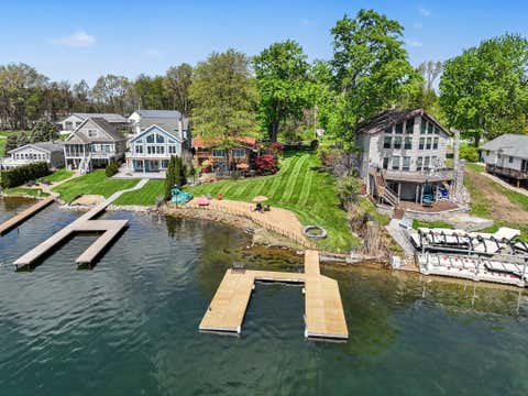 Tiny photo for 50575 W Lakeshore Drive, Silver Creek Township, MI 49047 (MLS # 69026028839)