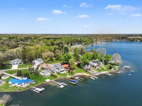 Tiny photo for 50575 W Lakeshore Drive, Silver Creek Township, MI 49047 (MLS # 69026028839)