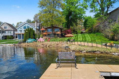 Tiny photo for 50575 W Lakeshore Drive, Silver Creek Township, MI 49047 (MLS # 69026028839)