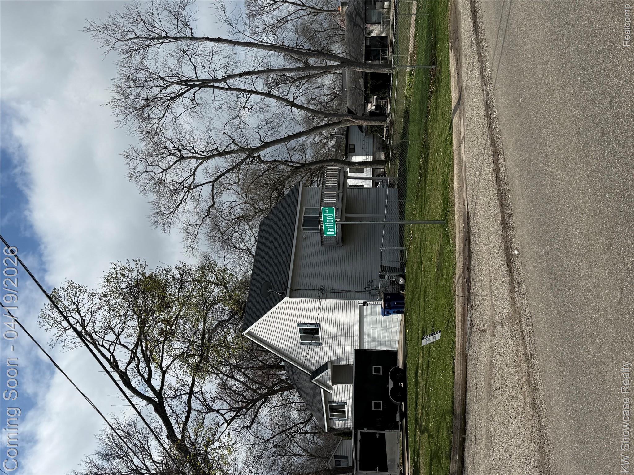 2365 Hartford Avenue