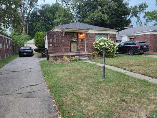 19355 BURT RD, DETROIT, MI 48219 - Image 2bdbe23c615281246e52904dc2b5dea7/1674556667
