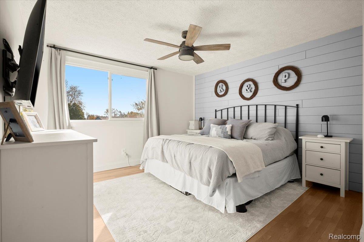 Utica, Michigan 48316, United States, 5 Bedrooms Bedrooms, ,3 BathroomsBathrooms,Residential,Coming Soon,242759