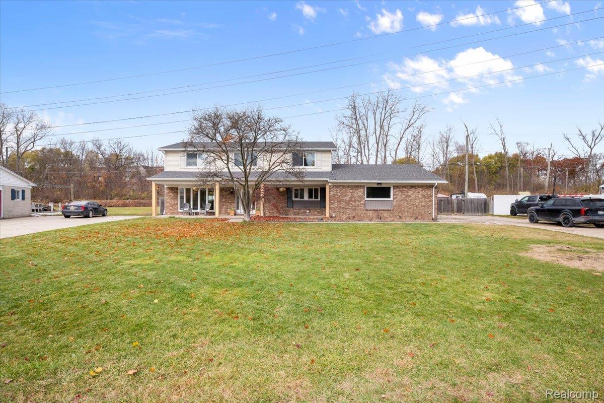 Utica, Michigan 48316, United States, 5 Bedrooms Bedrooms, ,3 BathroomsBathrooms,Residential,Coming Soon,242759