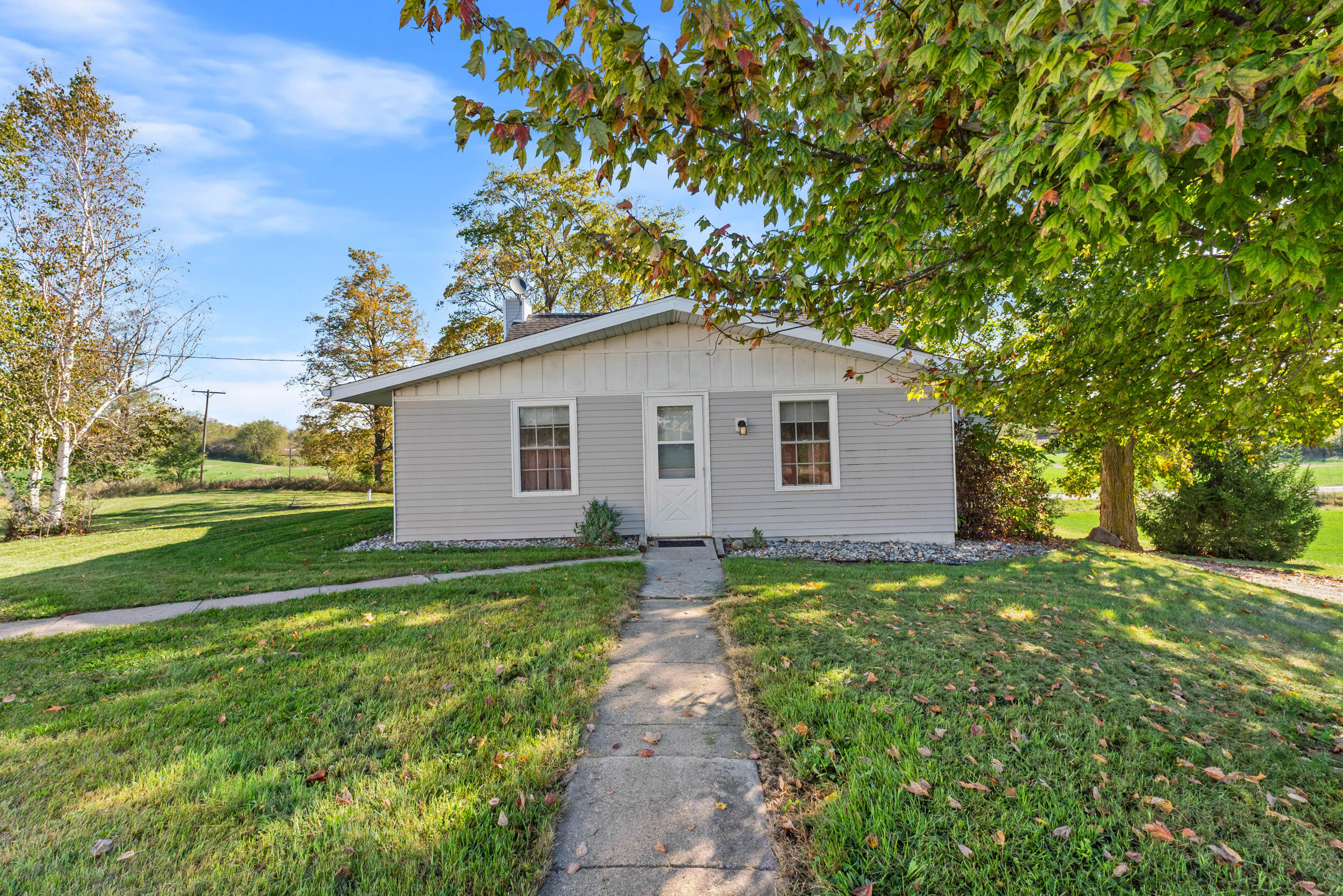 7644 Bothwell Highway