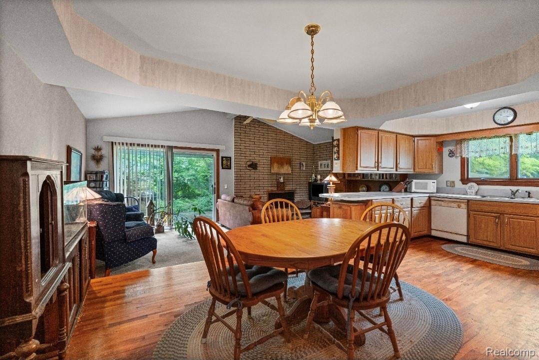 439 Windmill Point Drive