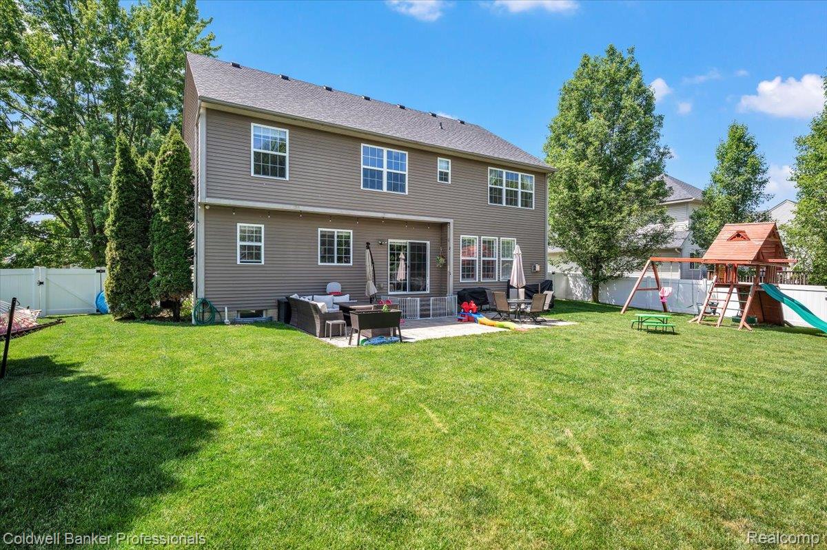 4449 Daniel Drive