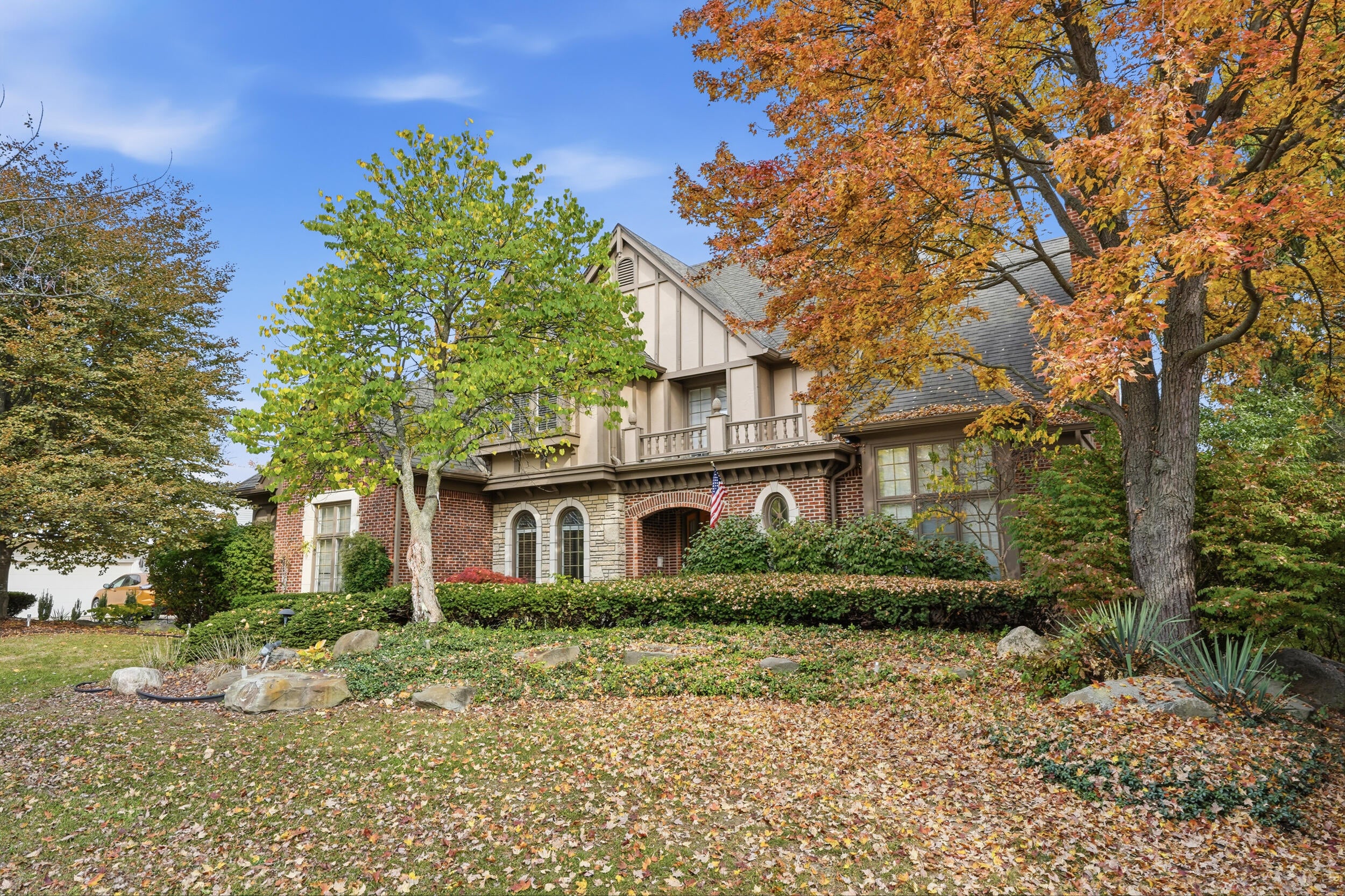 882 Andover Drive