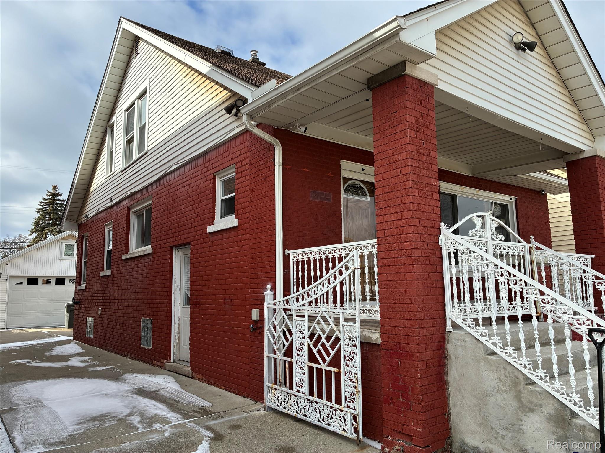 6131 Appoline Street