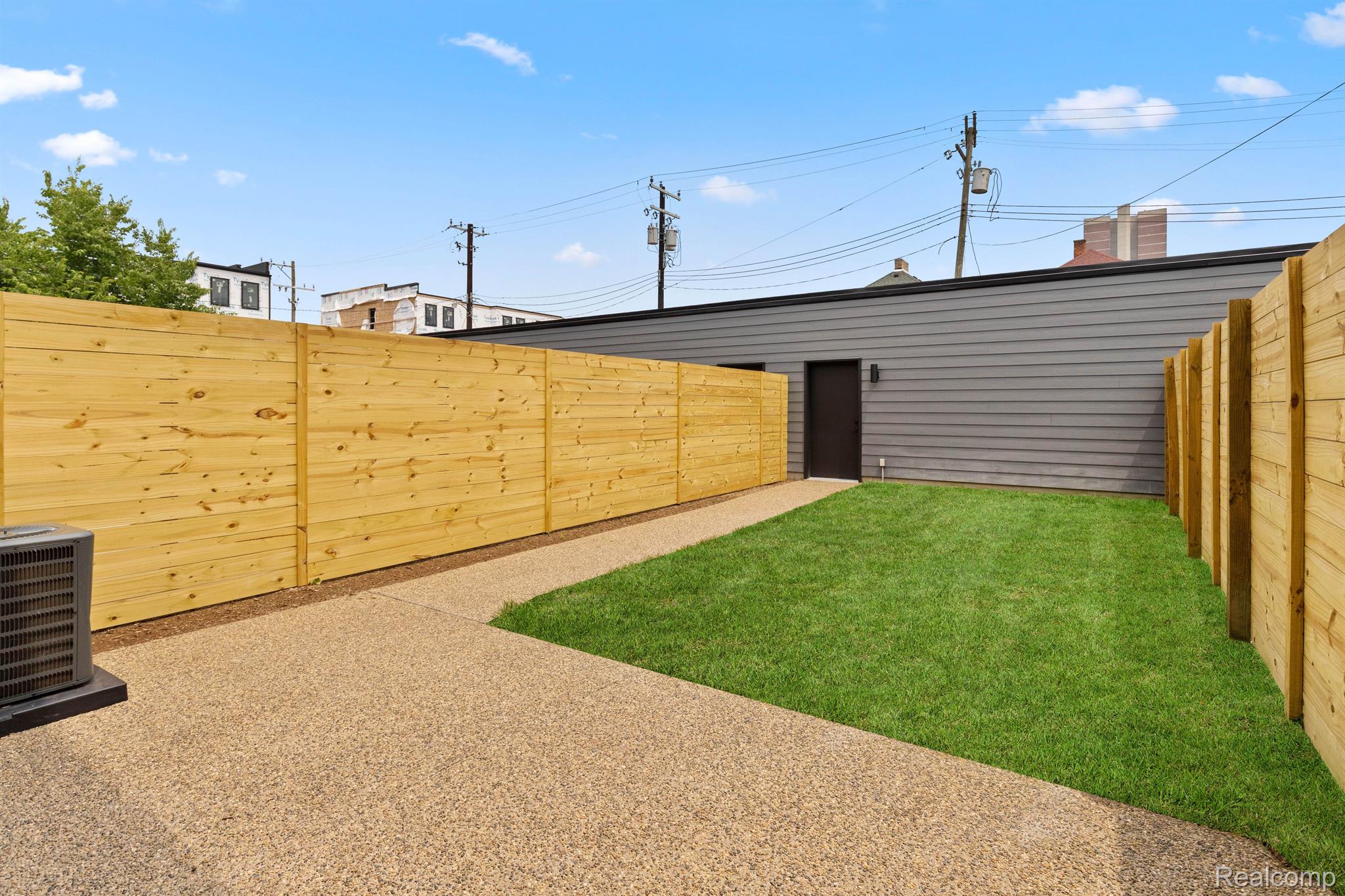 Detroit City Wayne, Michigan 48206, United States, 2 Bedrooms Bedrooms, ,3 BathroomsBathrooms,Residential,Active,103761