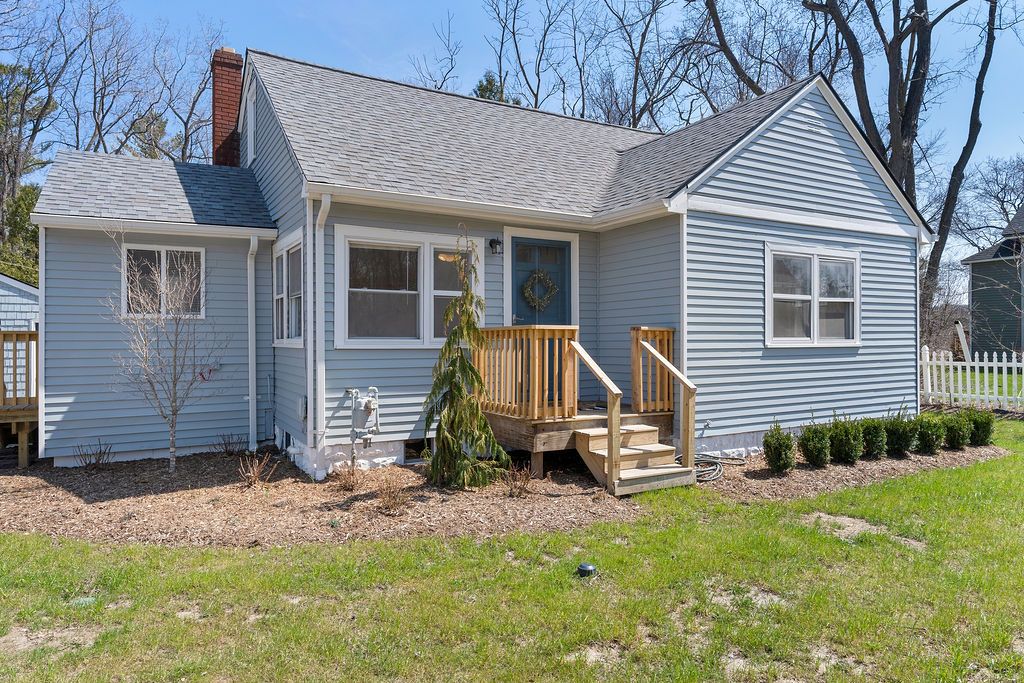 1284 ROCHESTER Road