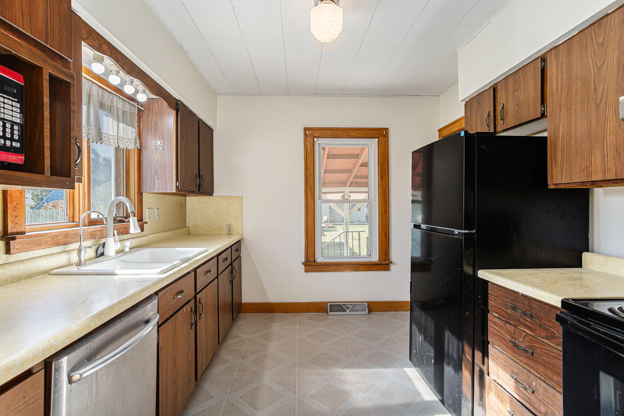 83 N Lavista Boulevard