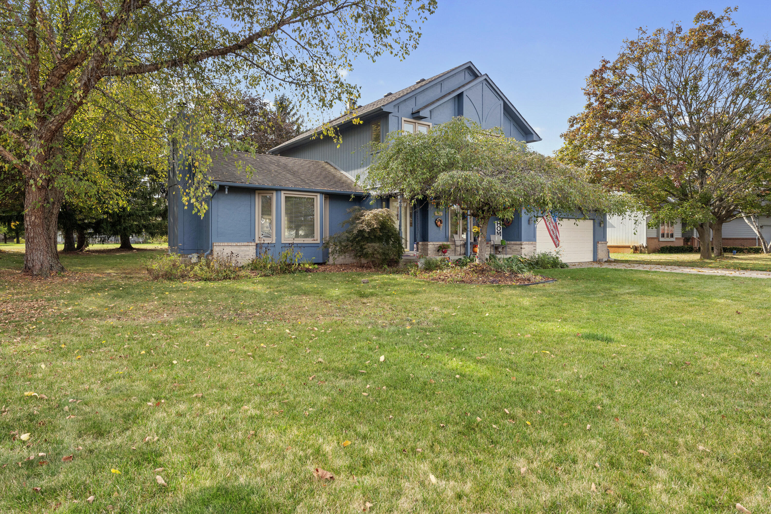 2225 Silvermaple Court