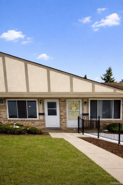 25348 Franklin Terrace South Lyon City MI 48178