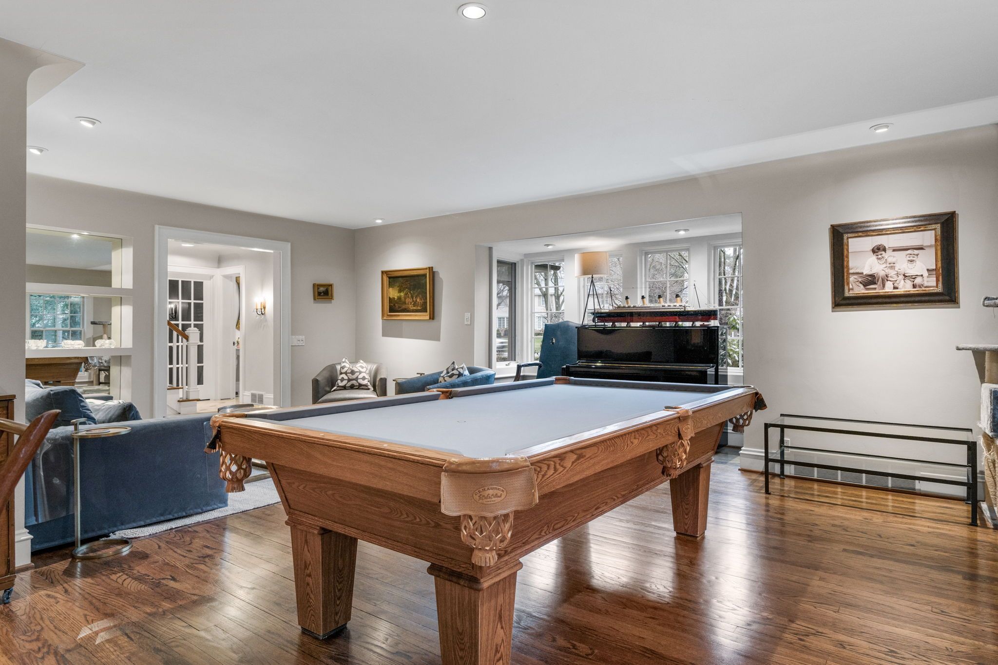 Bloomfield Charter Township Oakland, Michigan 48301, United States, 4 Bedrooms Bedrooms, ,4 BathroomsBathrooms,Residential,Pending,112585