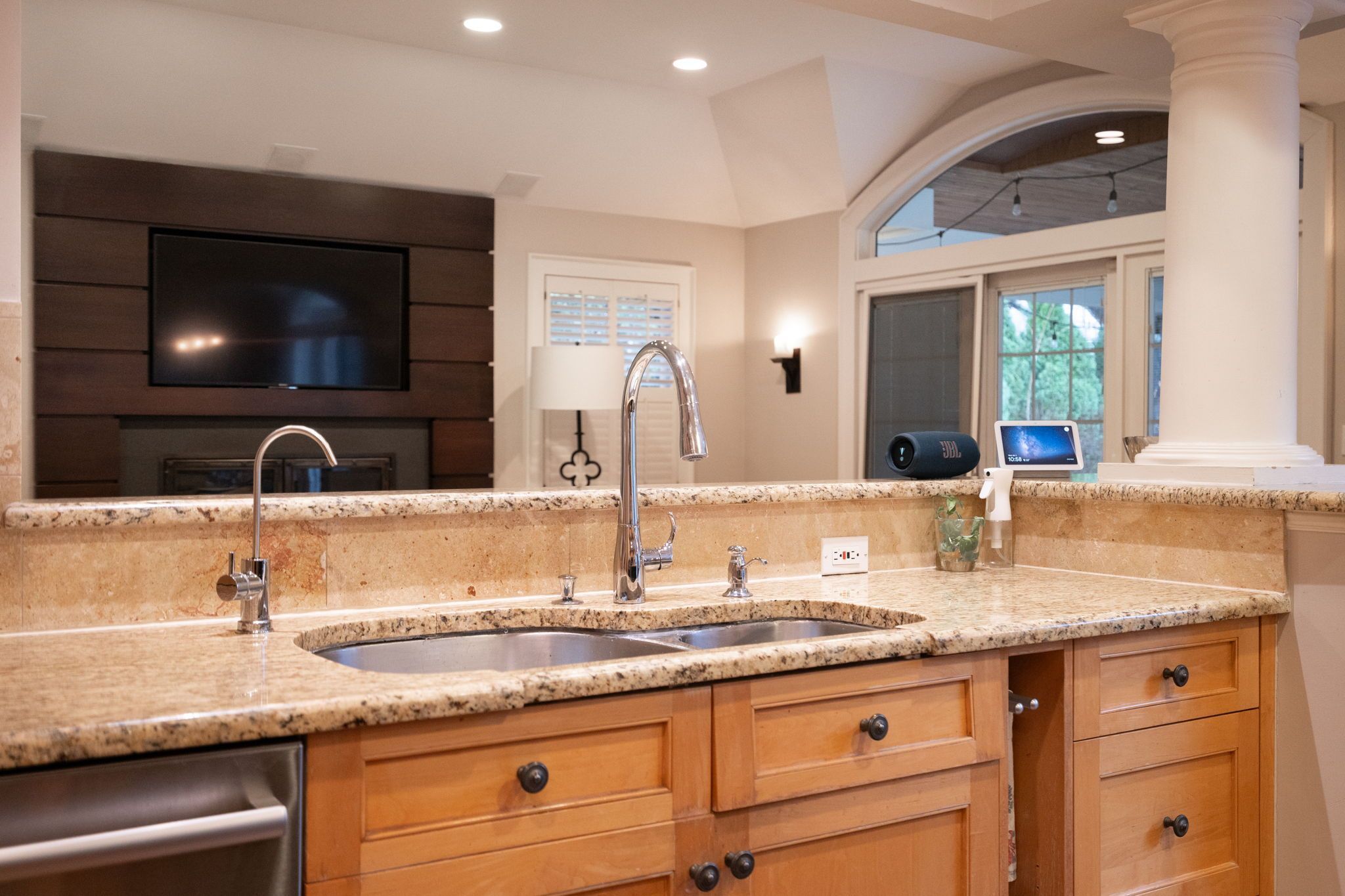 Bloomfield Charter Township Oakland, Michigan 48301, United States, 4 Bedrooms Bedrooms, ,4 BathroomsBathrooms,Residential,Pending,112585