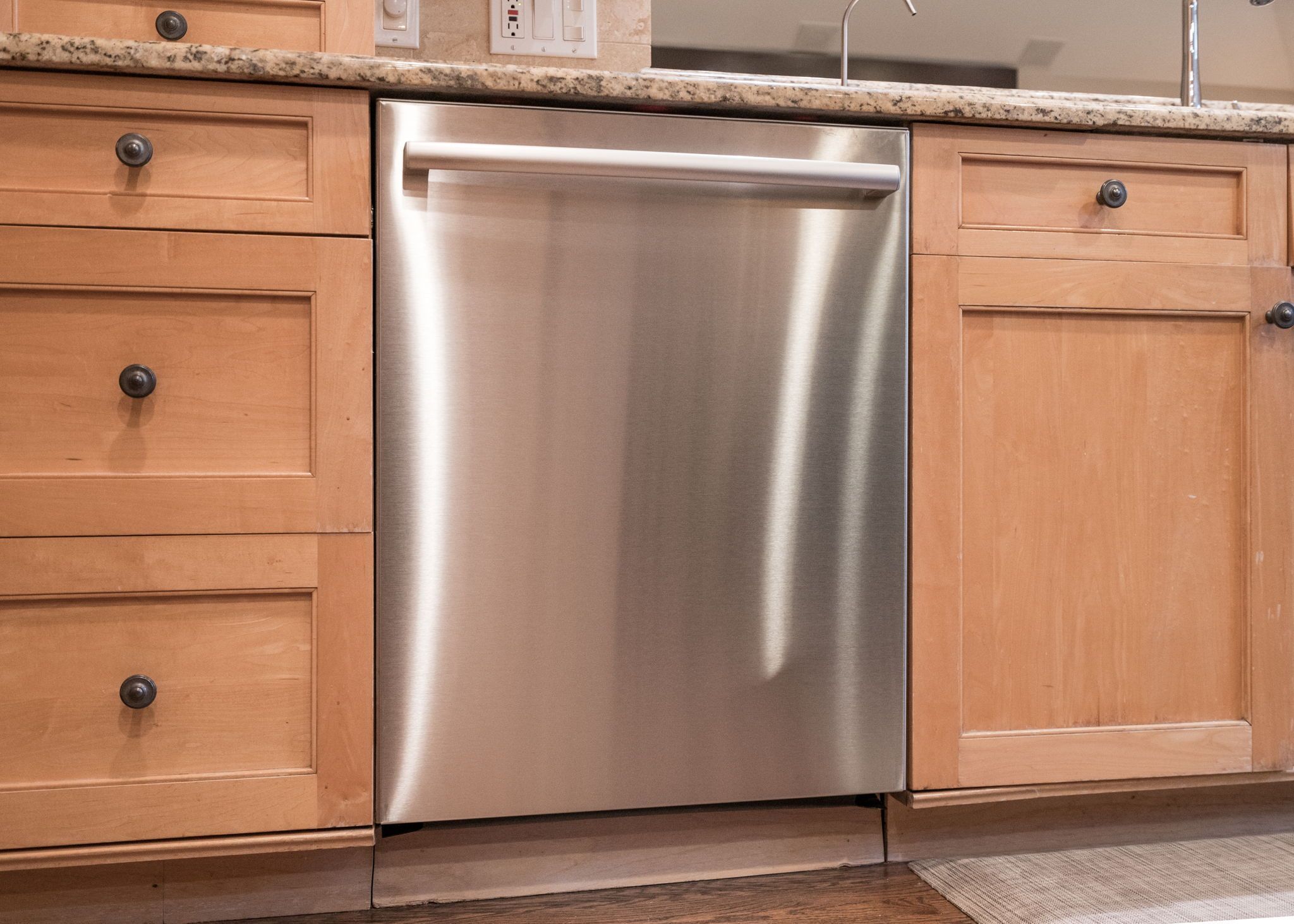 Bloomfield Charter Township Oakland, Michigan 48301, United States, 4 Bedrooms Bedrooms, ,4 BathroomsBathrooms,Residential,Pending,112585