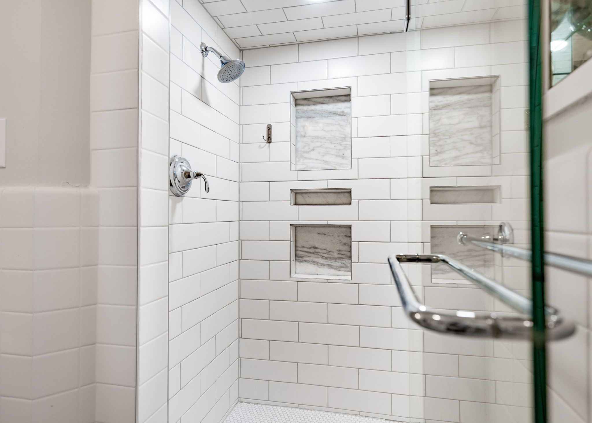 Bloomfield Charter Township Oakland, Michigan 48301, United States, 4 Bedrooms Bedrooms, ,4 BathroomsBathrooms,Residential,Pending,112585