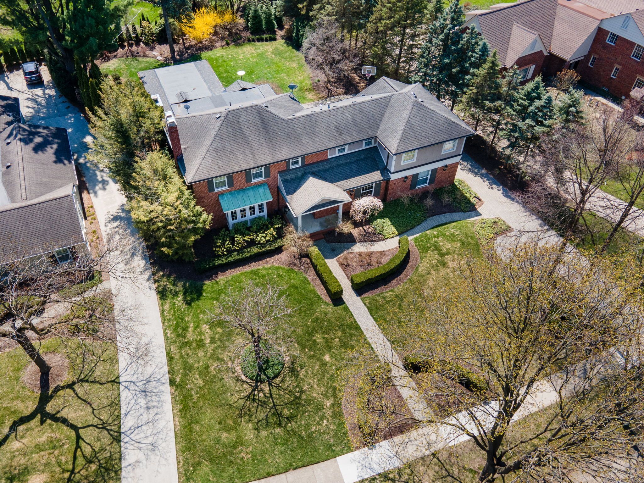 3435 BRADWAY Boulevard