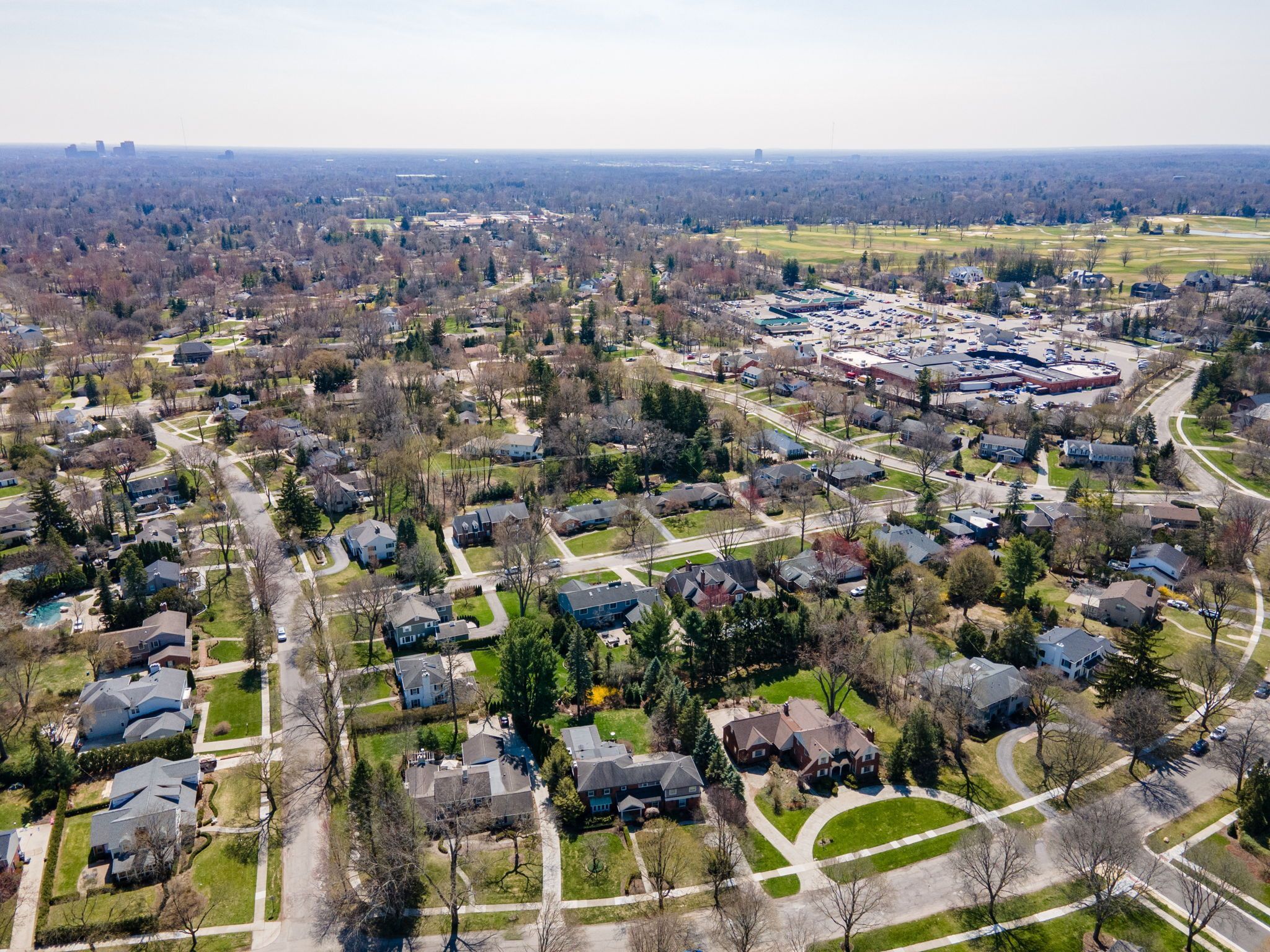 Bloomfield Charter Township Oakland, Michigan 48301, United States, 4 Bedrooms Bedrooms, ,4 BathroomsBathrooms,Residential,Pending,112585