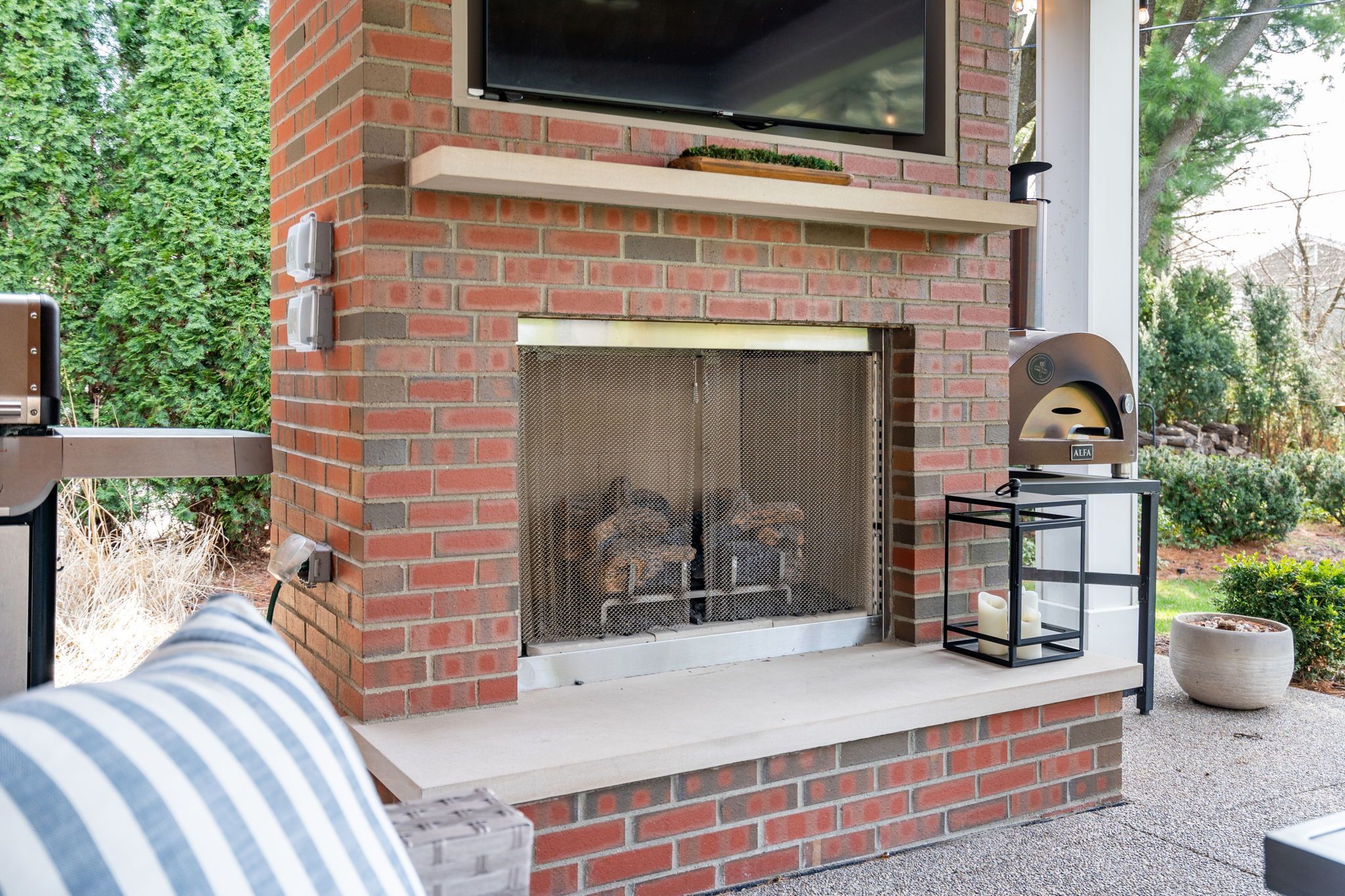 Bloomfield Charter Township Oakland, Michigan 48301, United States, 4 Bedrooms Bedrooms, ,4 BathroomsBathrooms,Residential,Pending,112585