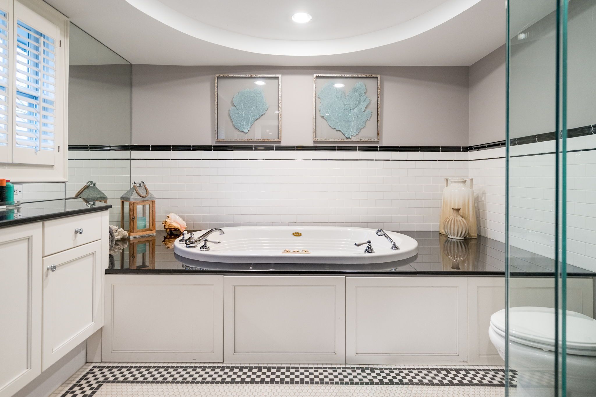 Bloomfield Charter Township Oakland, Michigan 48301, United States, 4 Bedrooms Bedrooms, ,4 BathroomsBathrooms,Residential,Pending,112585