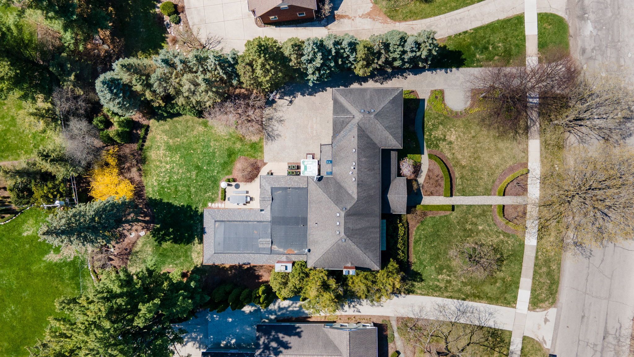 Bloomfield Charter Township Oakland, Michigan 48301, United States, 4 Bedrooms Bedrooms, ,4 BathroomsBathrooms,Residential,Pending,112585